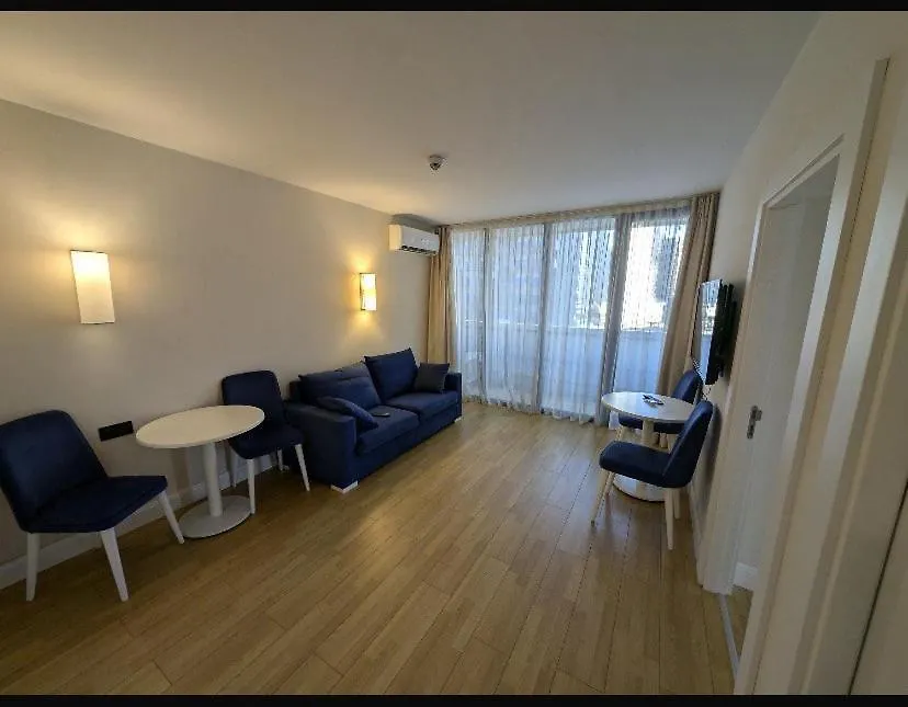 Apartment Alliance Palace By Black Sea Realty