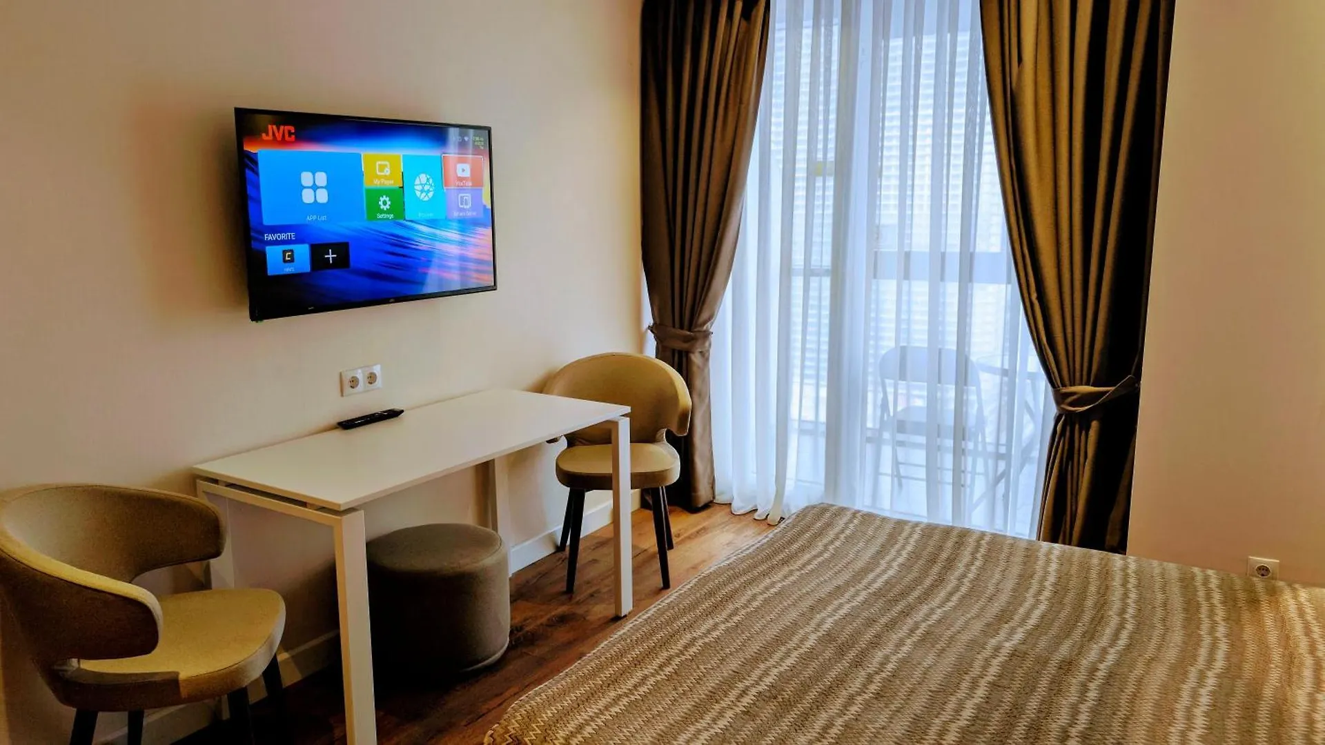 Alliance Palace By Black Sea Realty 바투미
